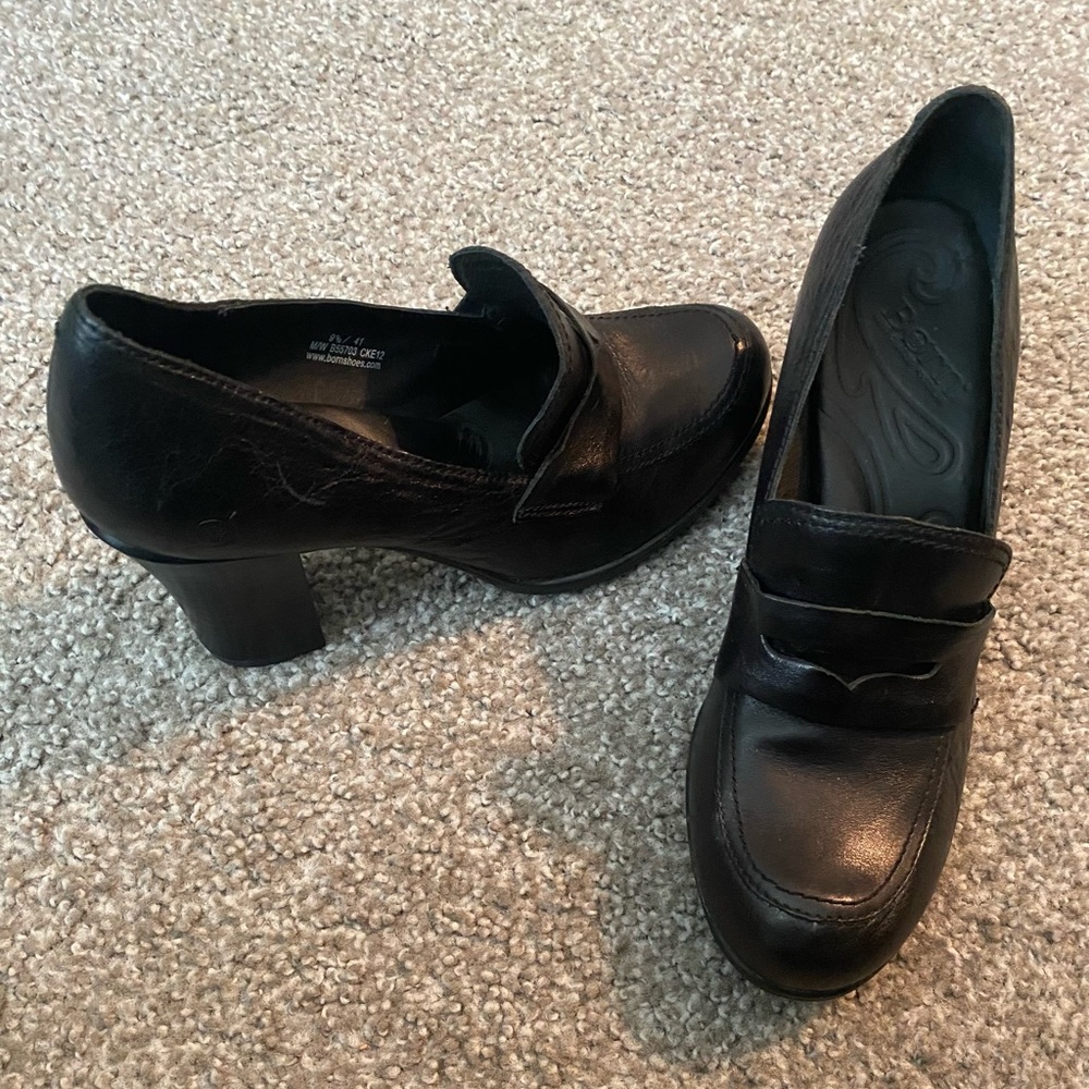 Born Black Leather Women’s Penny Loafer Pump. Size 9.5 Medium/Standard width.